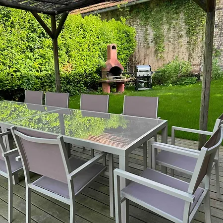 Le Villa *